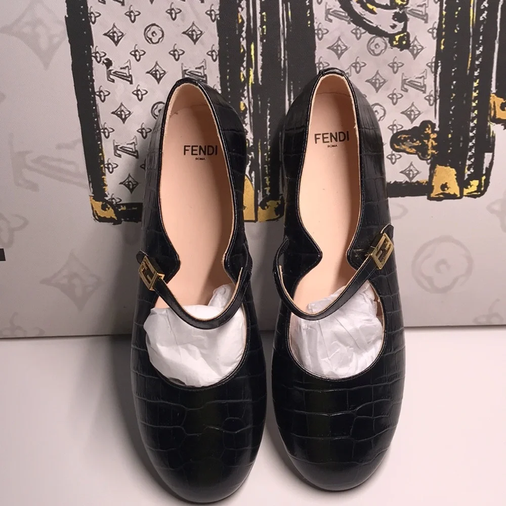New Authentic FENDI Kids Croc-Embossed Leather Mary Jane Shoes Size: 36
